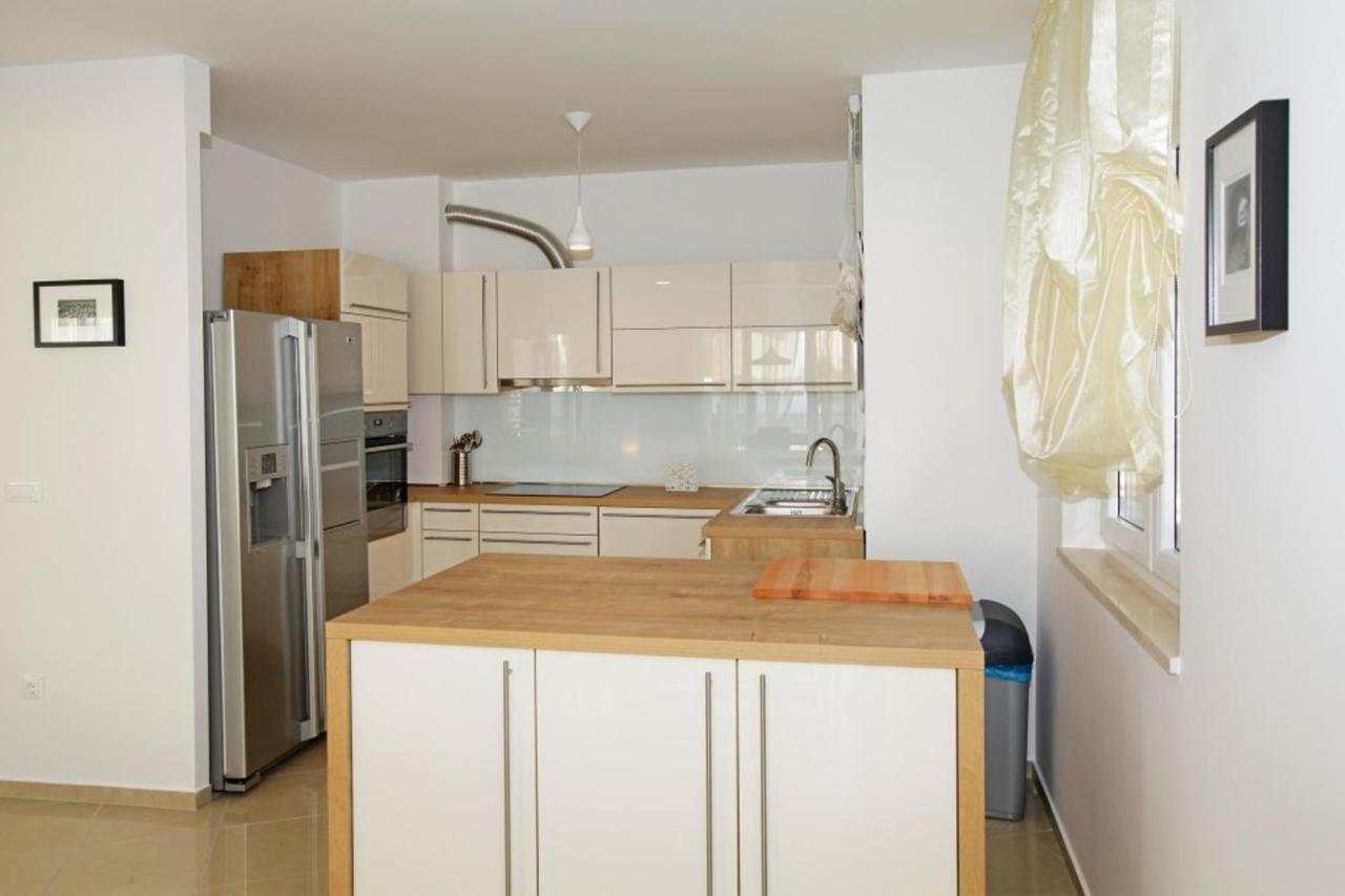 Apartment Bol A6 With Pool From 45 Eur Per Person מראה חיצוני תמונה