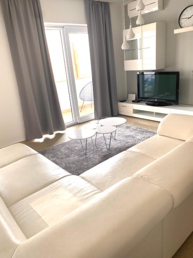 Apartment Bol A6 With Pool From 45 Eur Per Person מראה חיצוני תמונה